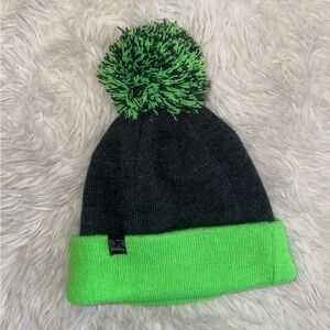 ZeroXposur Black and Green Beanie